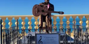 Monumento a Manolo Sanlúcar